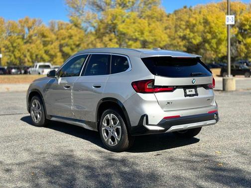 2025 BMW X1 xDrive28i