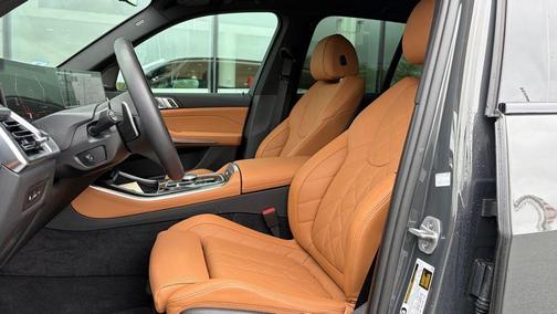 Gray Metallic 2026 BMW X5 xDrive40i