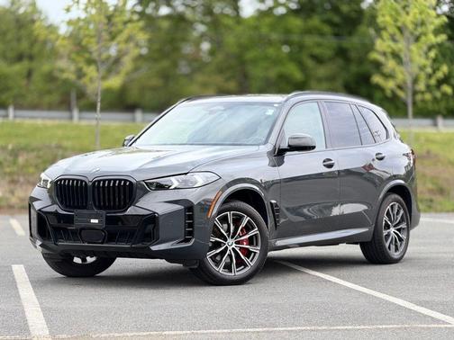 Gray Metallic 2026 BMW X5 xDrive40i