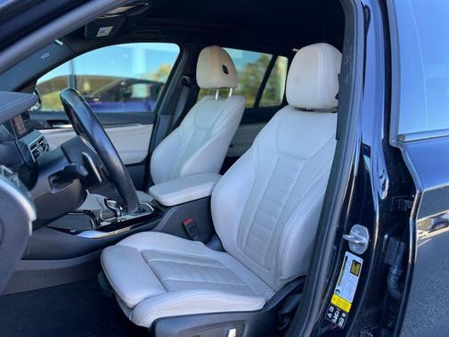2022 BMW X3 M40i
