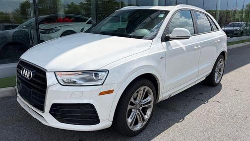 Cortina White 2018 Audi Q3 2.0T Premium