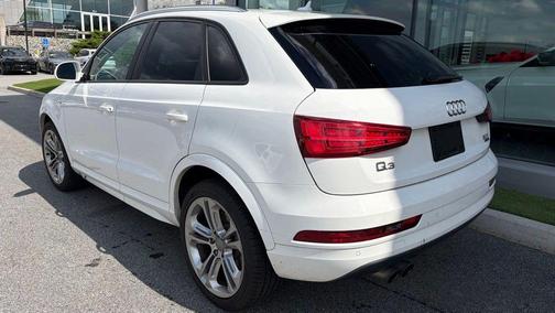 Cortina White 2018 Audi Q3 2.0T Premium