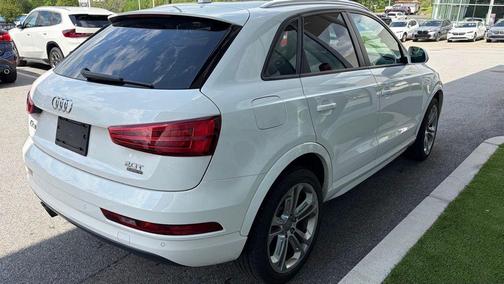 Cortina White 2018 Audi Q3 2.0T Premium