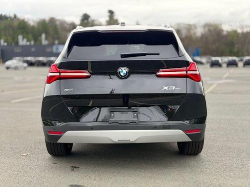 Black Sapphire Metallic 2026 BMW X3 30 xDrive