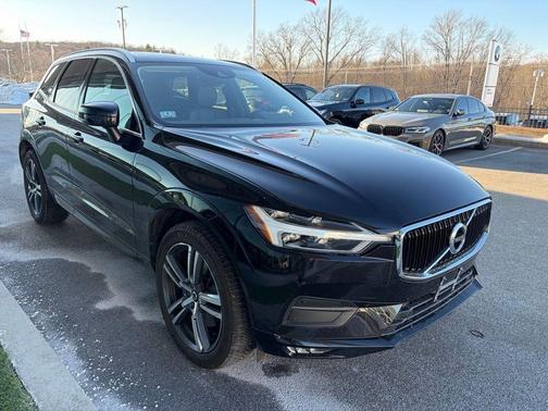 2021 Volvo XC60 T6 Momentum