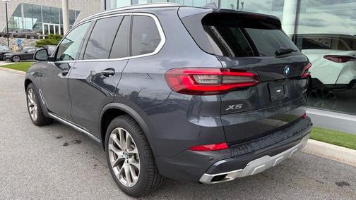 Arctic Gray Metallic 2022 BMW X5 xDrive40i