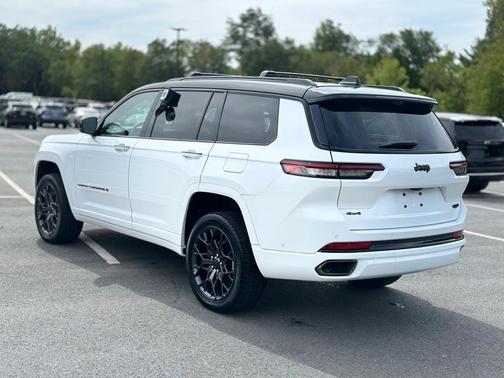 2024 Jeep Grand Cherokee L Summit