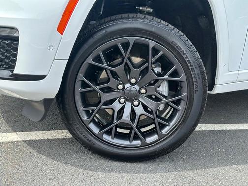 2024 Jeep Grand Cherokee L Summit