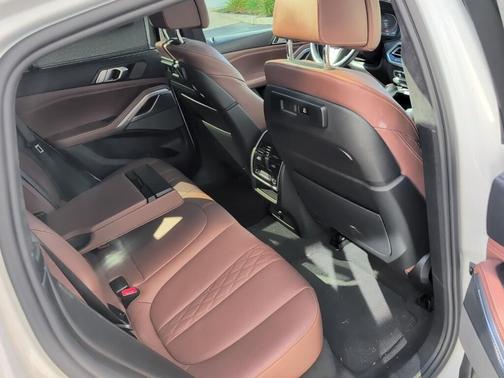 2021 BMW X6 xDrive40i