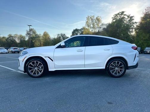 2021 BMW X6 xDrive40i