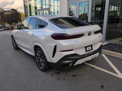 2021 BMW X6 xDrive40i
