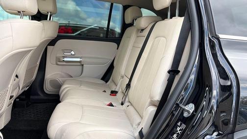 Black 2022 Mercedes-Benz GLB 250 4MATIC