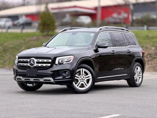 Black 2022 Mercedes-Benz GLB 250 4MATIC