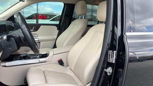 Black 2022 Mercedes-Benz GLB 250 4MATIC