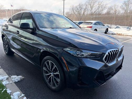 2025 BMW X6 xDrive40i
