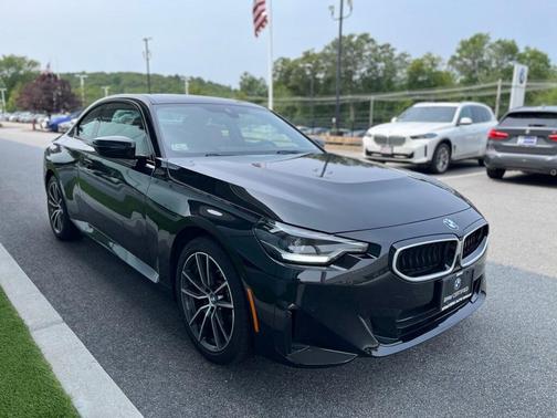 2025 BMW 230 i xDrive