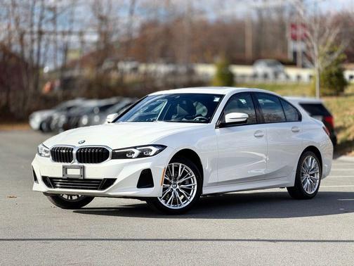 2023 BMW 330 i xDrive
