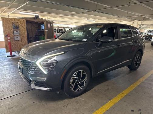 Gray 2025 Kia Sportage LX