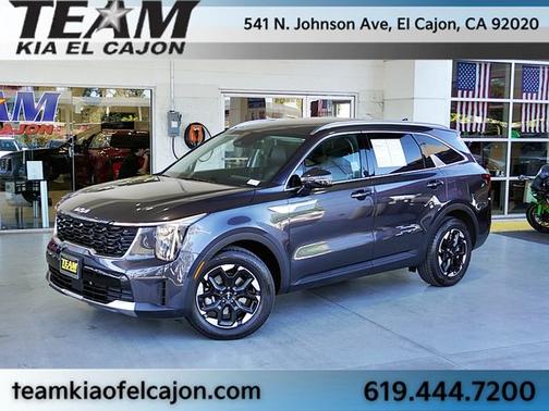 2025 Kia Sorento S