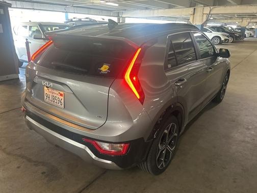 2023 Kia Niro EX Touring