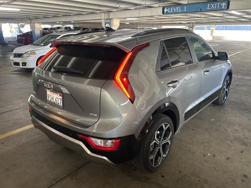 2025 Kia Niro EX Touring