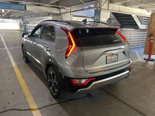 2025 Kia Niro EX Touring