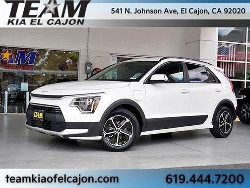 Snow White Pearl 2025 Kia Niro Plug-In Hybrid EX
