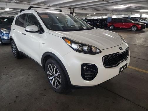 Snow White Pearl 2019 Kia Sportage EX