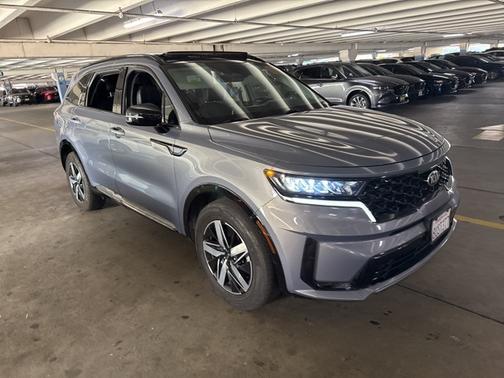 2021 Kia Sorento S