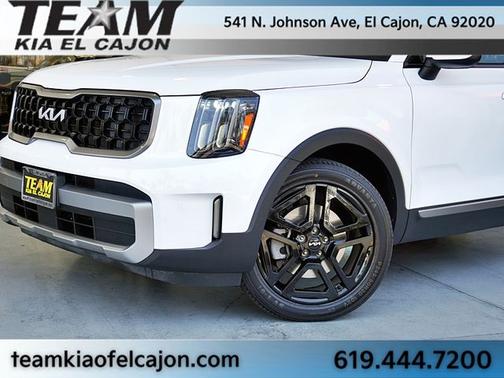 White Pearl 2023 Kia Telluride EX X-Line AWD