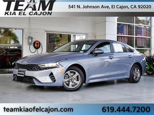 Everlasting Silver 2023 Kia K5 LXS