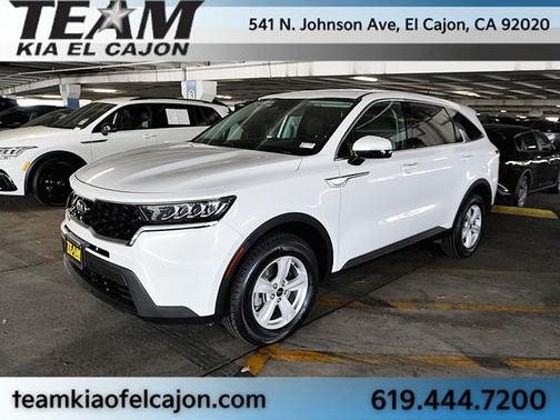 White Pearl 2021 Kia Sorento LX
