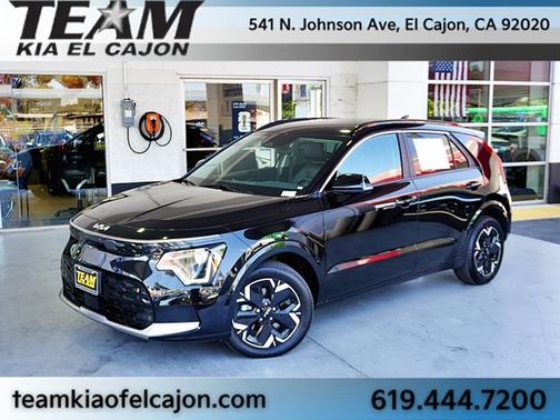Aurora Black 2025 Kia Niro EV Wind