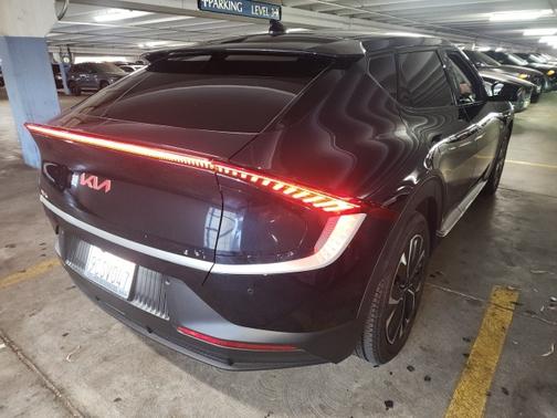 2022 Kia EV6 Light