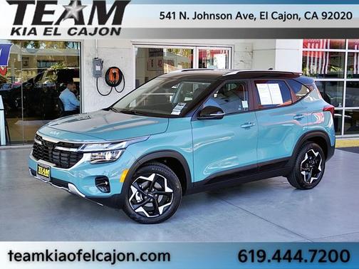Blue / Black 2026 Kia Seltos S