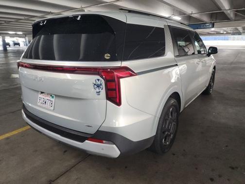 2025 Kia Carnival Hybrid EX