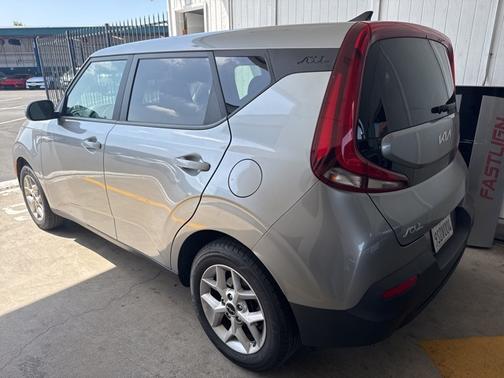2022 Kia Soul LX