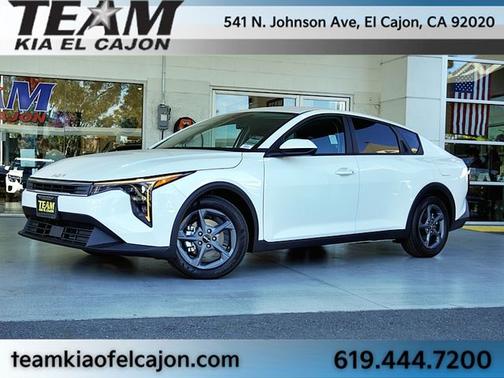Snow White Pearl 2026 Kia K4 LXS