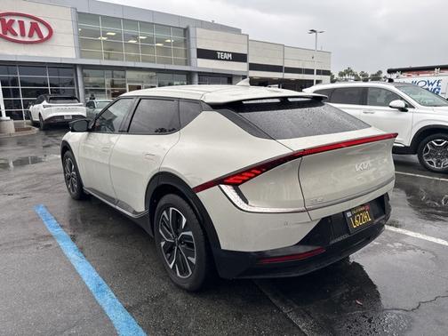 2022 Kia EV6 Wind