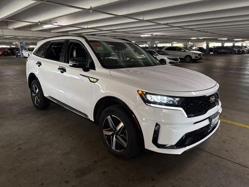 White Pearl 2021 Kia Sorento EX