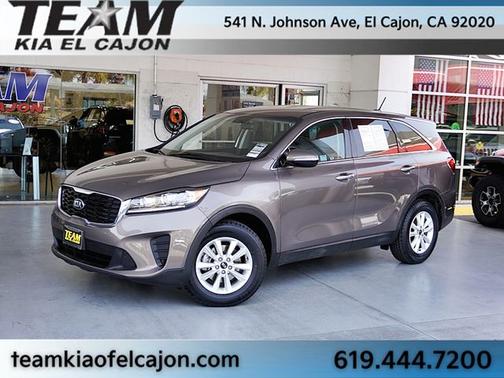 Brown 2019 Kia Sorento LX