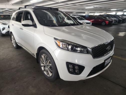 Snow White Pearl 2017 Kia Sorento SX Limited