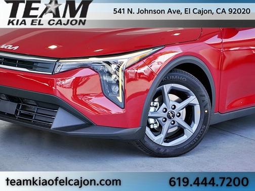 2025 Kia K4 LXS
