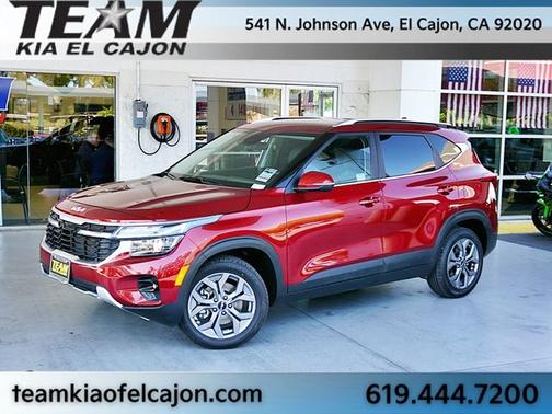 Orange 2024 Kia Seltos S