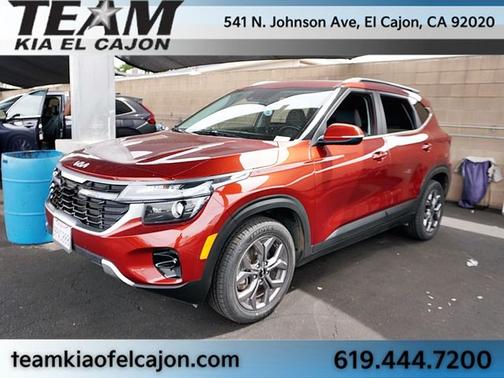 Mars Orange 2024 Kia Seltos S