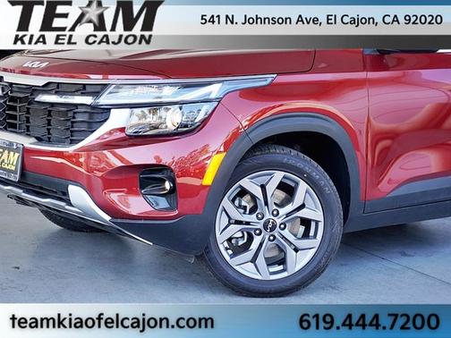 Orange 2024 Kia Seltos S