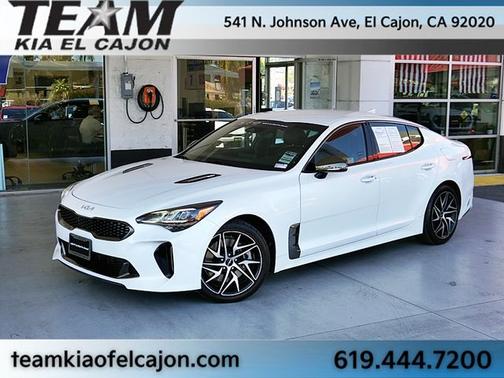 Snow White Pearl 2022 Kia Stinger GT-Line