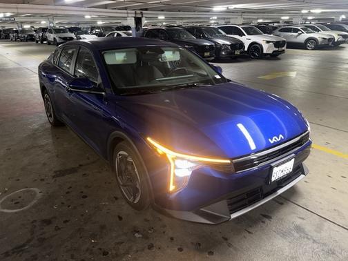 2025 Kia K4 EX