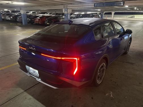 2025 Kia K4 EX