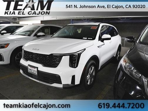 2024 Kia Sorento LX
